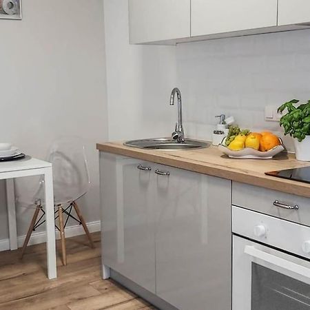 Bezagenta Mozart6 Studio Easy Access To City Wifi Warsaw Exterior photo